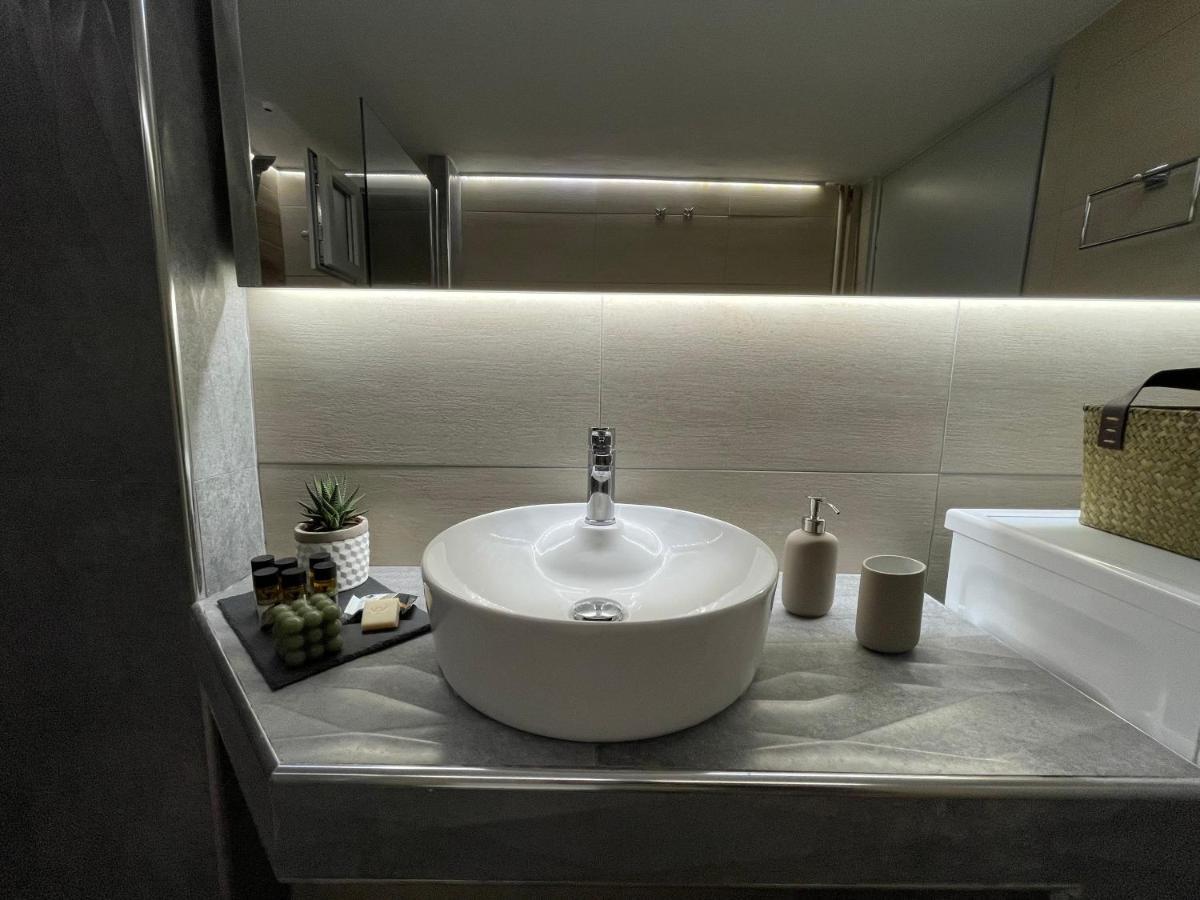 Green&Grey Apartment カヴァラ エクステリア 写真