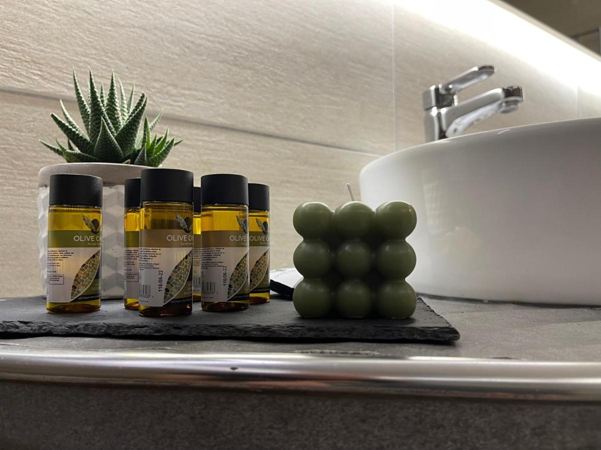Green&Grey Apartment カヴァラ エクステリア 写真